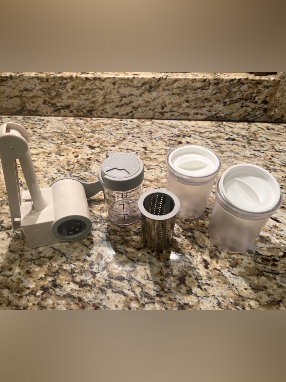 Pampered Chef Cheese Grater Tool Set